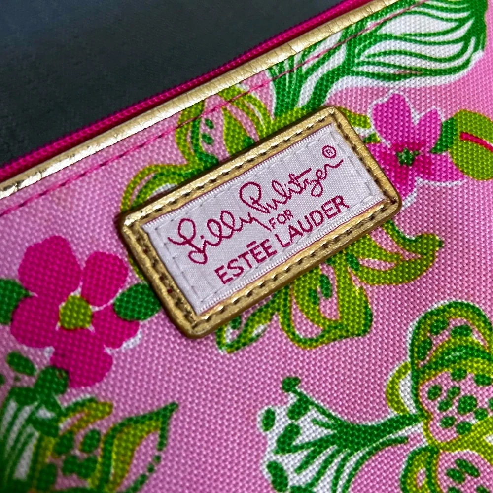 Lilly Pulitzer for Estée Lauder Cosmetic Pouch Travel Bag Pink Floral Design
